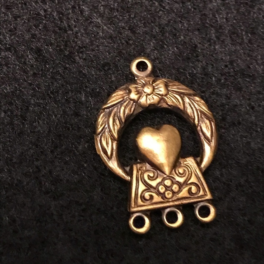 4 bronze charms - Picture 7 of 7